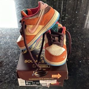 Nike x Social Status “Chocolate Milk” TD Size 8 - USED